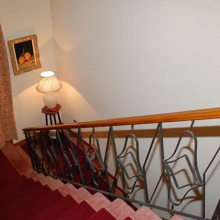 Vecia Brenta 3* מירה